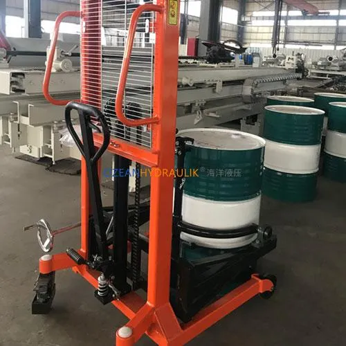 Lubricating Oil Power-Assisted Trolley